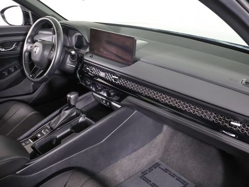 Used 2023 Honda Accord Sport image 27