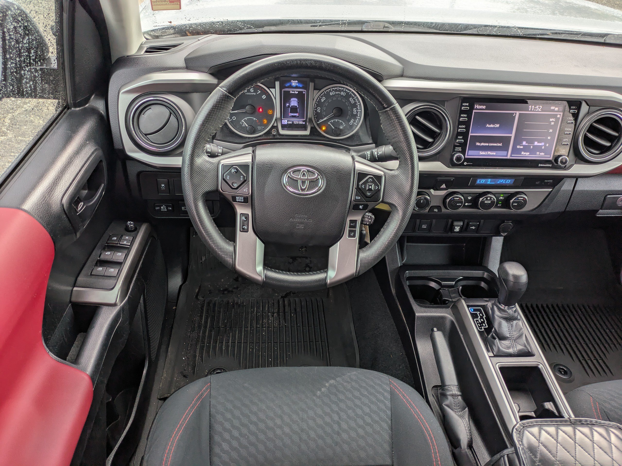 Used 2021 Toyota Tacoma SR5 AWD/4WD image 15