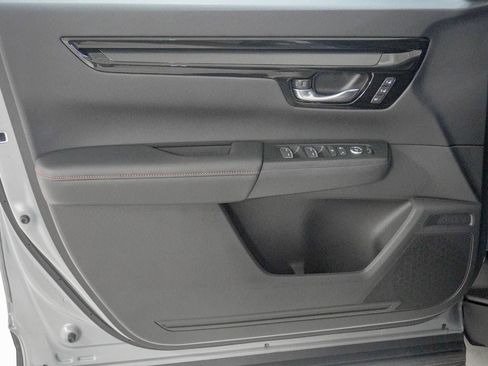 Used 2026 Honda CR-V Sport Touring image 17