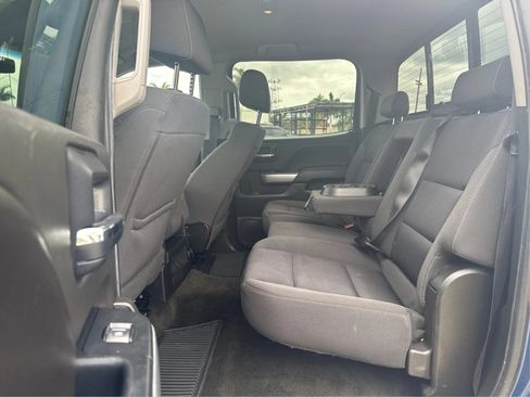 Used 2018 Chevrolet Silverado 1500 LT w/ All Star Edition AWD/4WD image 10