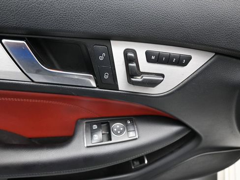 Used 2013 Mercedes-Benz C 250 Coupe image 9