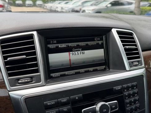 Used 2015 Mercedes-Benz ML 350 4MATIC image 24