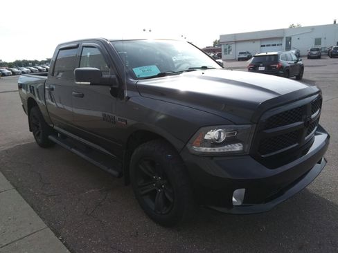 Used 2017 RAM 1500 Sport image 4
