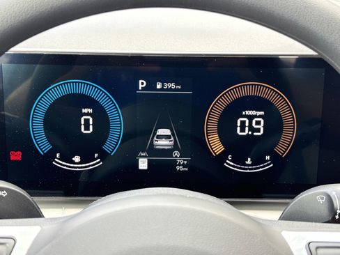 New 2026 Hyundai Tucson SE image 18