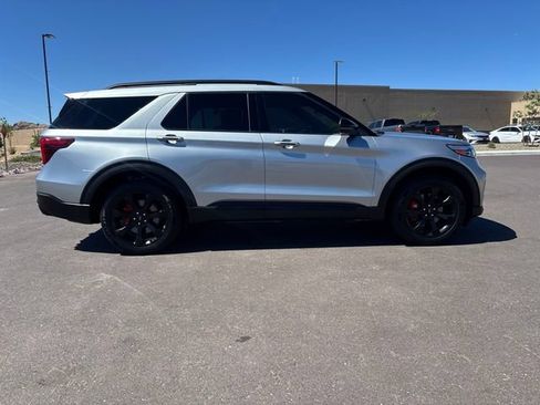 Used 2023 Ford Explorer ST w/ Equipment Group 401A AWD/4WD image 3