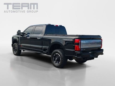 Used 2025 Ford F350 Platinum w/ Platinum Plus Package AWD/4WD image 5