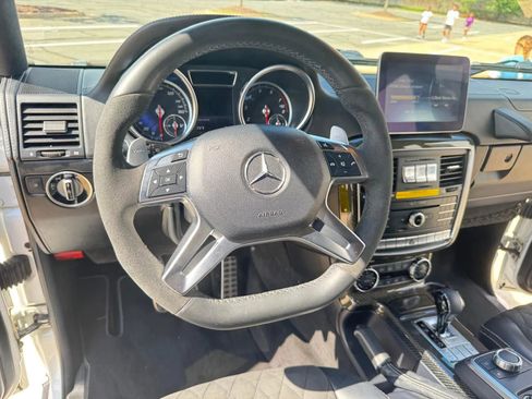 Used 2018 Mercedes-Benz G 550 Squared image 35