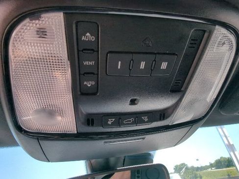 Used 2024 Dodge Durango GT AWD/4WD image 19