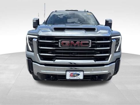 Used 2024 GMC Sierra 2500 SLT w/ Max Trailering Package AWD/4WD image 8