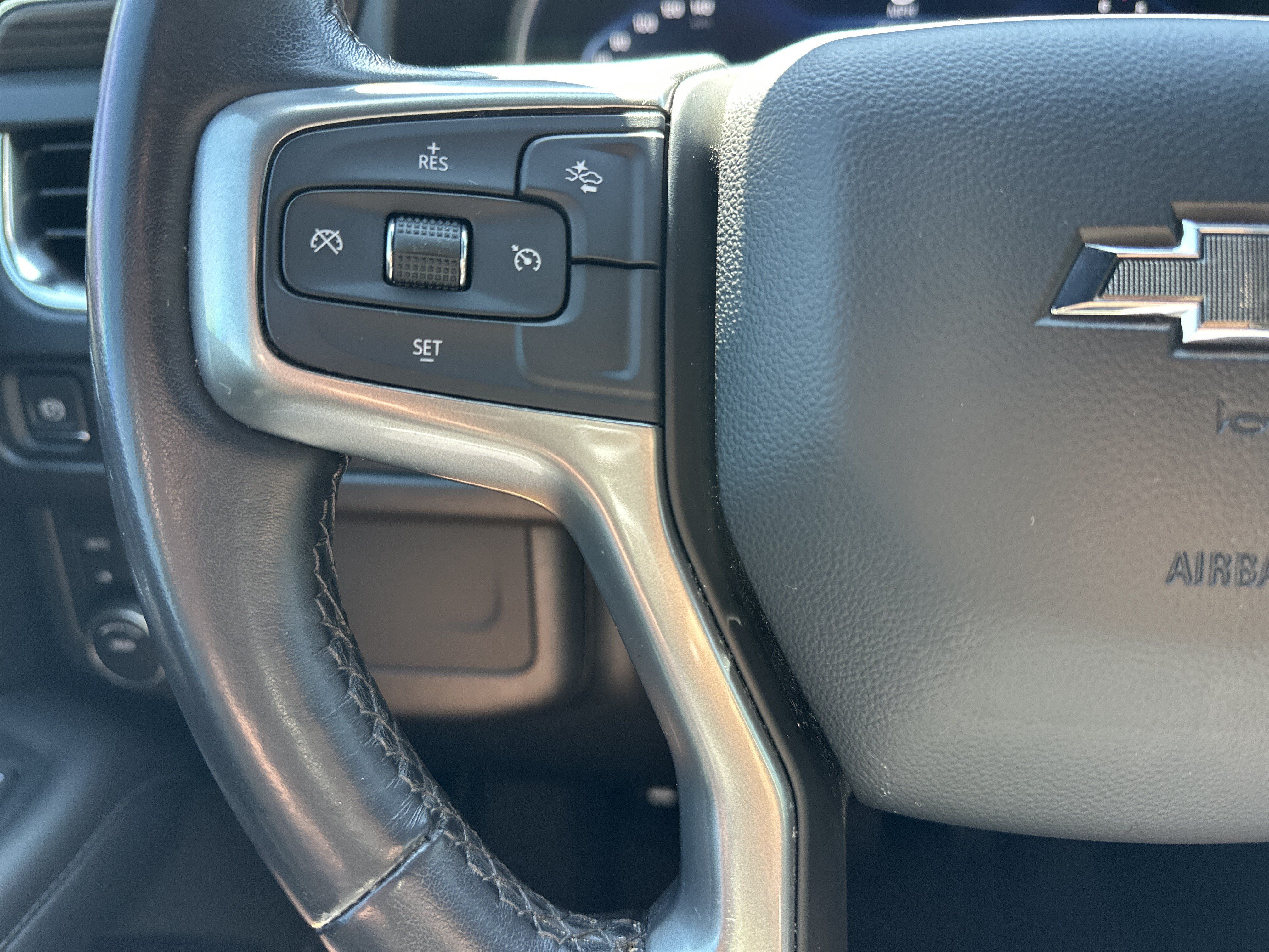 Used 2022 Chevrolet Tahoe Z71 AWD/4WD image 19