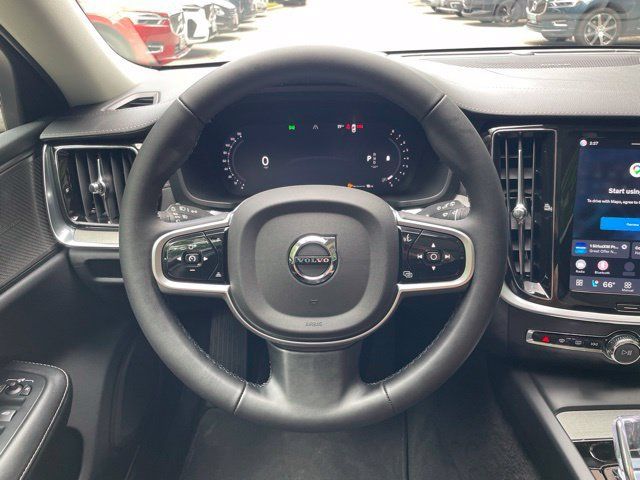 Certified 2025 Volvo V60 B5 Cross Country Ultra AWD/4WD image 19