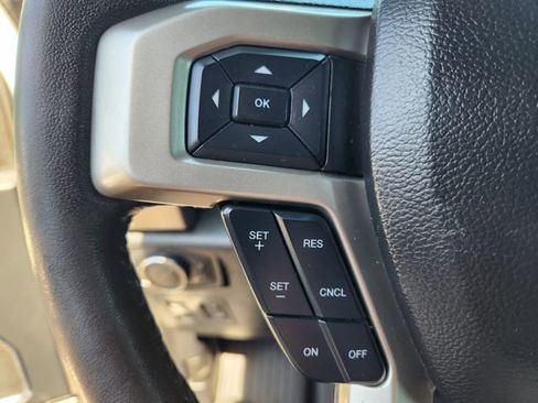 Used 2020 Ford F150 Lariat image 27