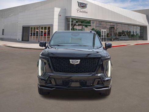 New 2026 Cadillac Escalade ESV V w/ LPO, ONYX Package AWD/4WD image 2