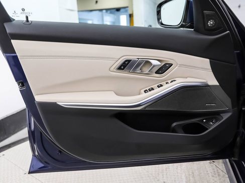 Used 2021 BMW 330e xDrive w/ Convenience Package image 9