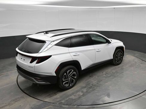 New 2026 Hyundai Tucson Limited AWD/4WD image 30