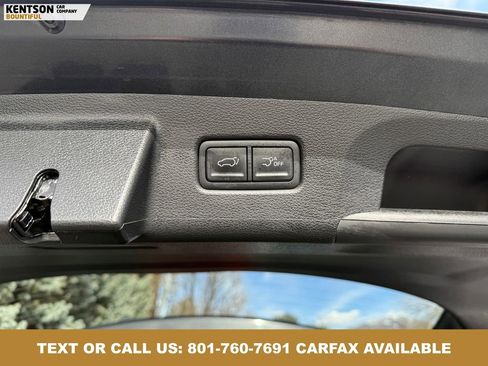 Used 2025 Kia Telluride S AWD/4WD image 42