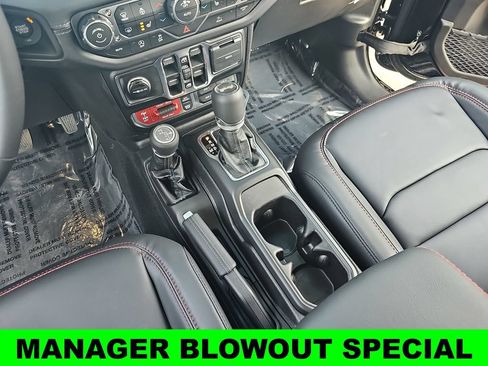 New 2026 Jeep Wrangler Unlimited Rubicon w/ Steel Bumper Group AWD/4WD image 24