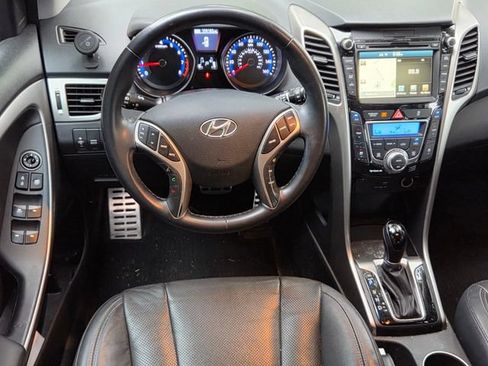 Used 2016 Hyundai Elantra GT w/ Option Group 03 FWD image 11