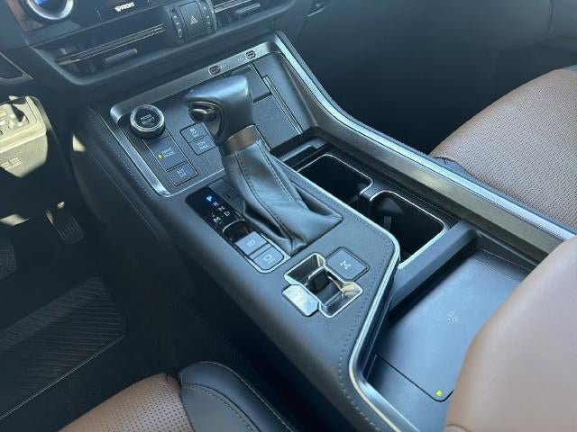 Used 2024 Lexus GX 550 w/ Accessory Package (Z1) AWD/4WD image 36
