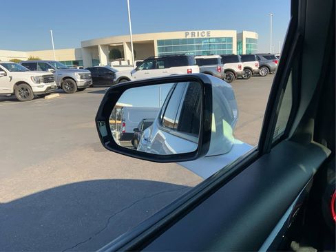 Used 2023 Chevrolet Blazer RS w/ Driver Confidence II Package image 26