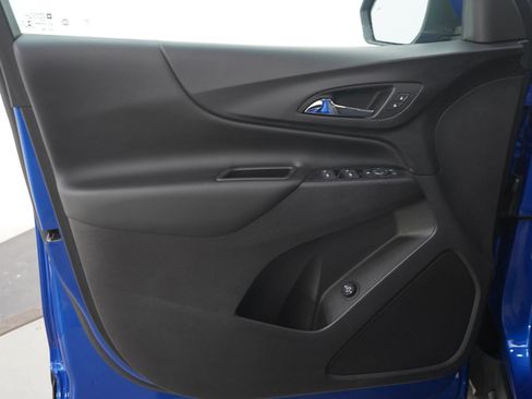 Used 2019 Chevrolet Equinox LT AWD/4WD image 17