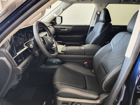 New 2025 INFINITI QX80 Luxe image 30
