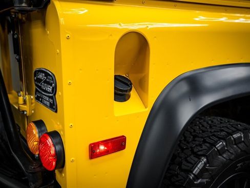 Used 1995 Land Rover Defender 90 image 33