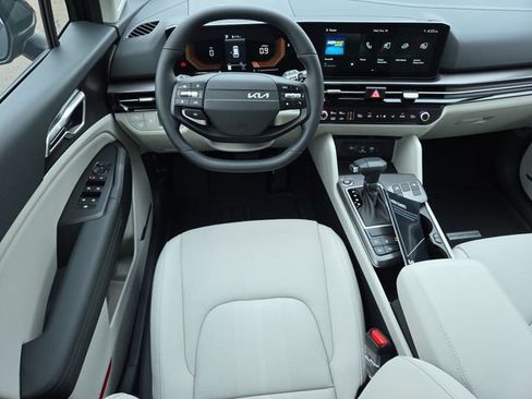 New 2026 Kia Sportage EX image 13