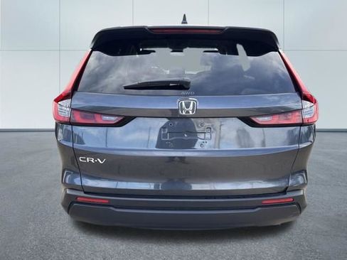 Used 2025 Honda CR-V LX image 3