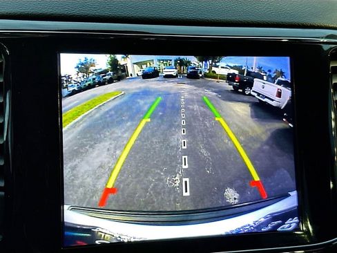 Used 2021 Jeep Grand Cherokee Laredo X image 14