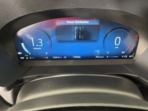 Used 2025 Ford Escape Platinum image 29