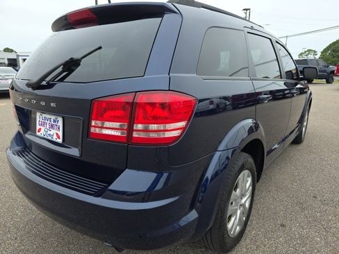 Used 2019 Dodge Journey SE image 8