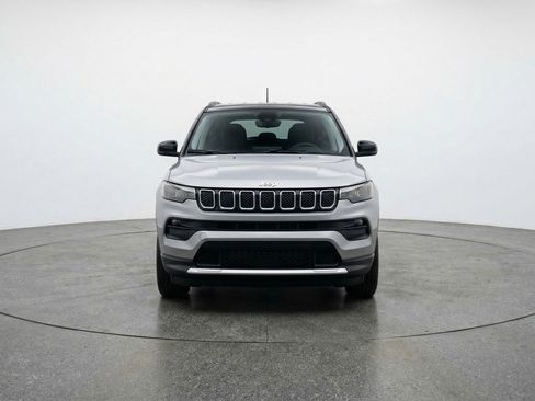 Used 2025 Jeep Compass Limited image 2