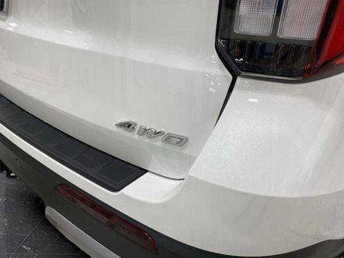 New 2026 Ford Explorer Platinum w/ LUX Leather Package image 45