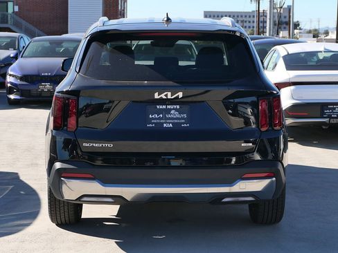 New 2026 Kia Sorento EX AWD/4WD image 4