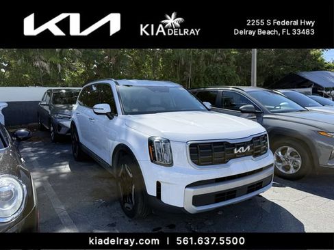 Certified 2024 Kia Telluride S AWD/4WD image 2