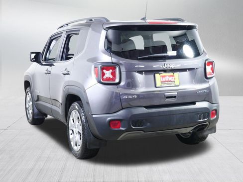 Used 2019 Jeep Renegade Limited AWD/4WD image 5