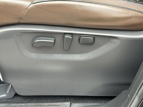 Certified 2023 Nissan Armada Platinum w/ Captain's Chairs Package image 21