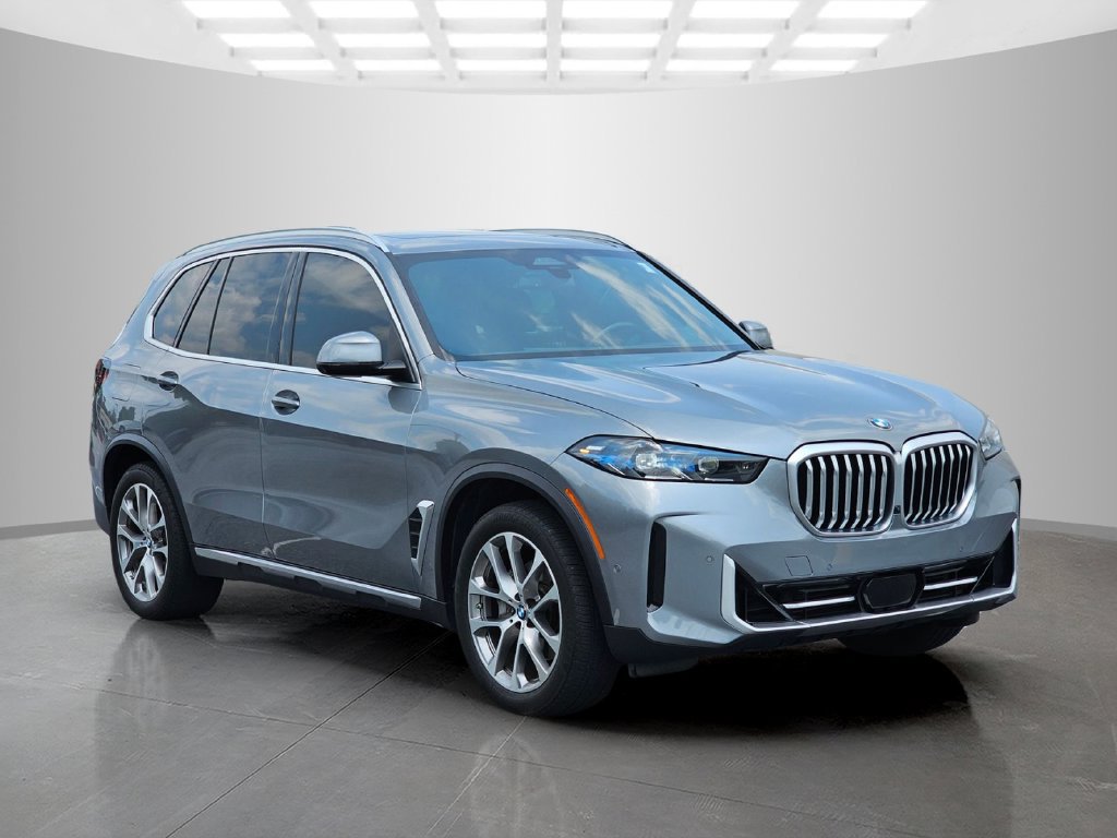 Certified 2024 BMW X5 xDrive40i w/ Premium Package AWD/4WD image 8
