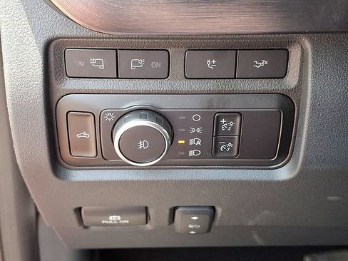 Used 2024 Ford F350 XLT w/ FX4 Off-Road Package AWD/4WD image 21
