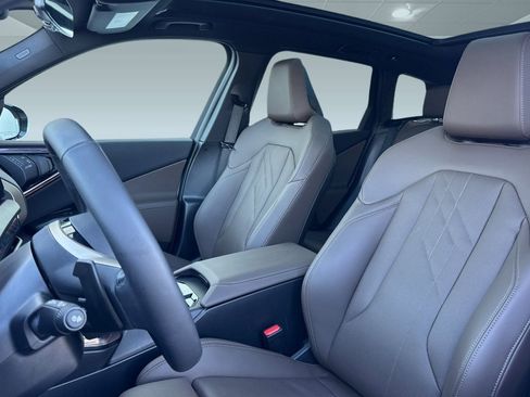 Used 2025 BMW X3 xDrive30i w/ Premium Package image 21