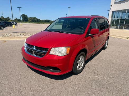 Used 2012 Dodge Grand Caravan SXT FWD image 7