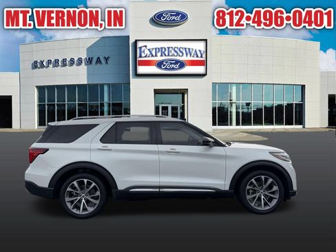 Used 2025 Ford Explorer Platinum w/ Ultimate Package RWD image 6