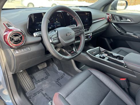 Used 2025 Chevrolet Equinox RS w/ Convenience Package III image 28