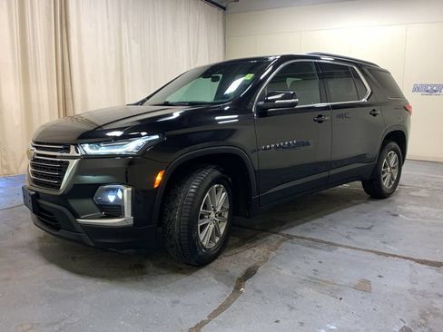 Used 2023 Chevrolet Traverse LT AWD/4WD image 43