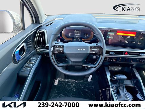 New 2026 Kia Sorento LX FWD image 16