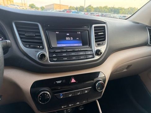 Used 2017 Hyundai Tucson SE FWD image 13