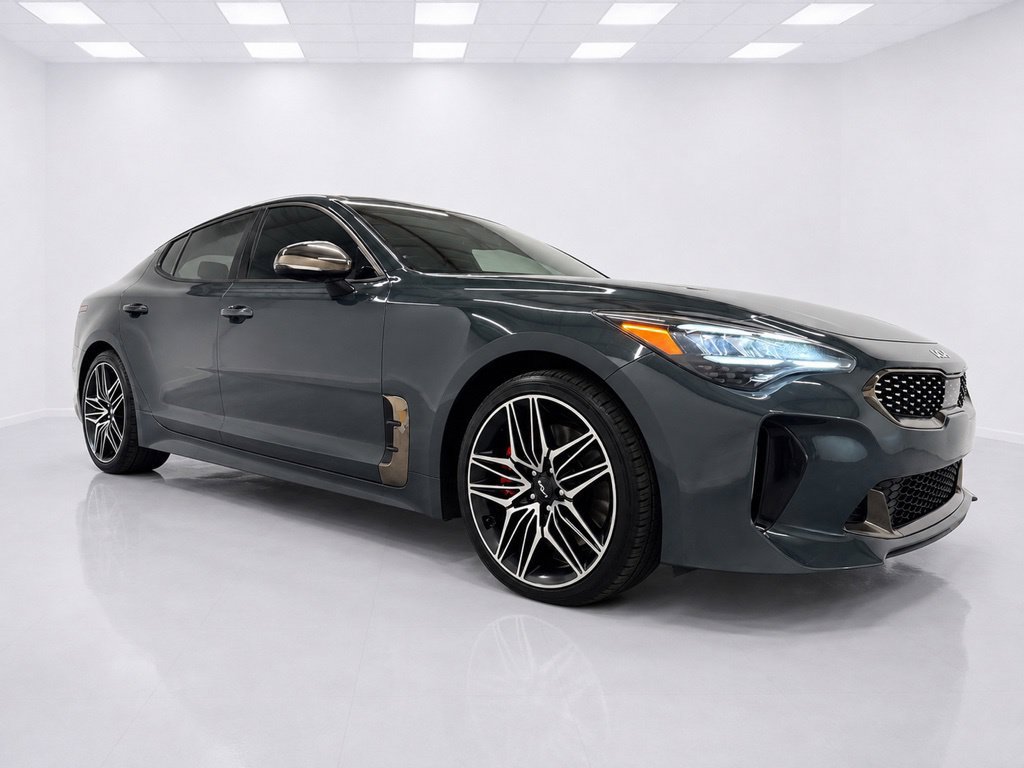 Used 2022 Kia Stinger GT1 AWD/4WD image 5