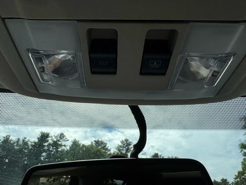 Used 2013 Ford Edge Limited image 28