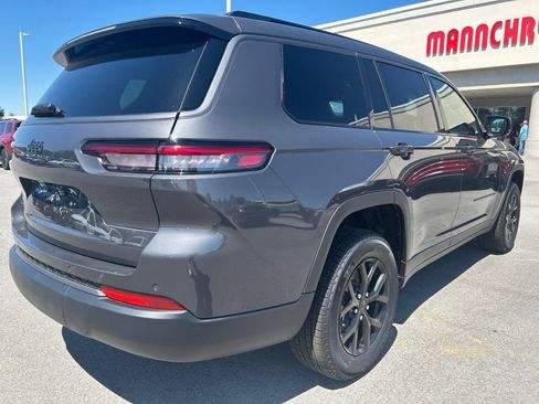 Used 2026 Jeep Grand Cherokee L 4WD image 3